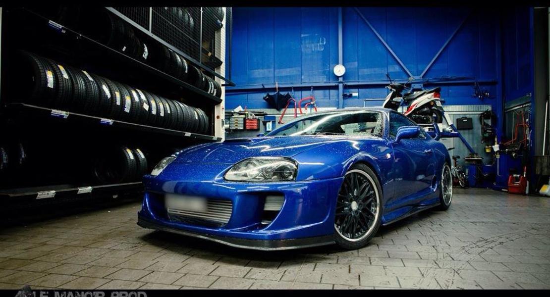 Location de TOYOTA supra 1993 à Saint Maurice de Beynost