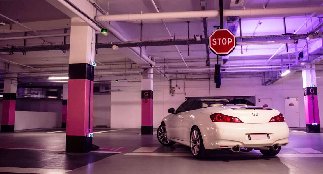 Location De Infinity G37 S 2009 A Frejus 288 Roadstr